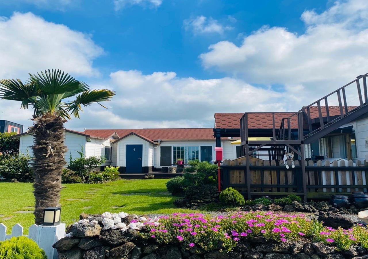 Jeju Haepoomdal Pension エクステリア 写真
